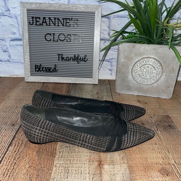 Stuart weitzman hounds tooth pointed toe flats - Picture 4 of 12